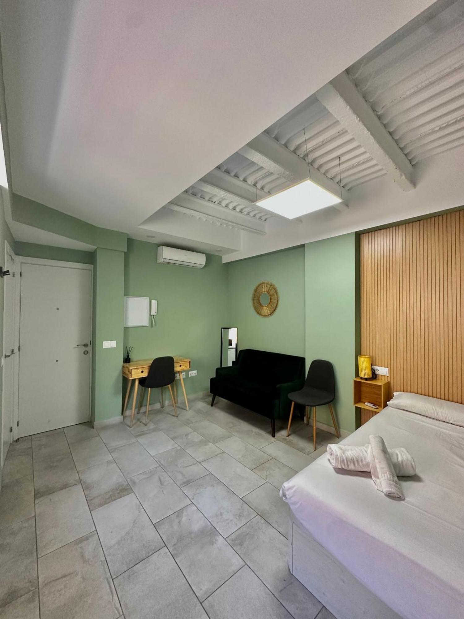 Lovely Studio Apartment Malaga Málaga Exterior foto