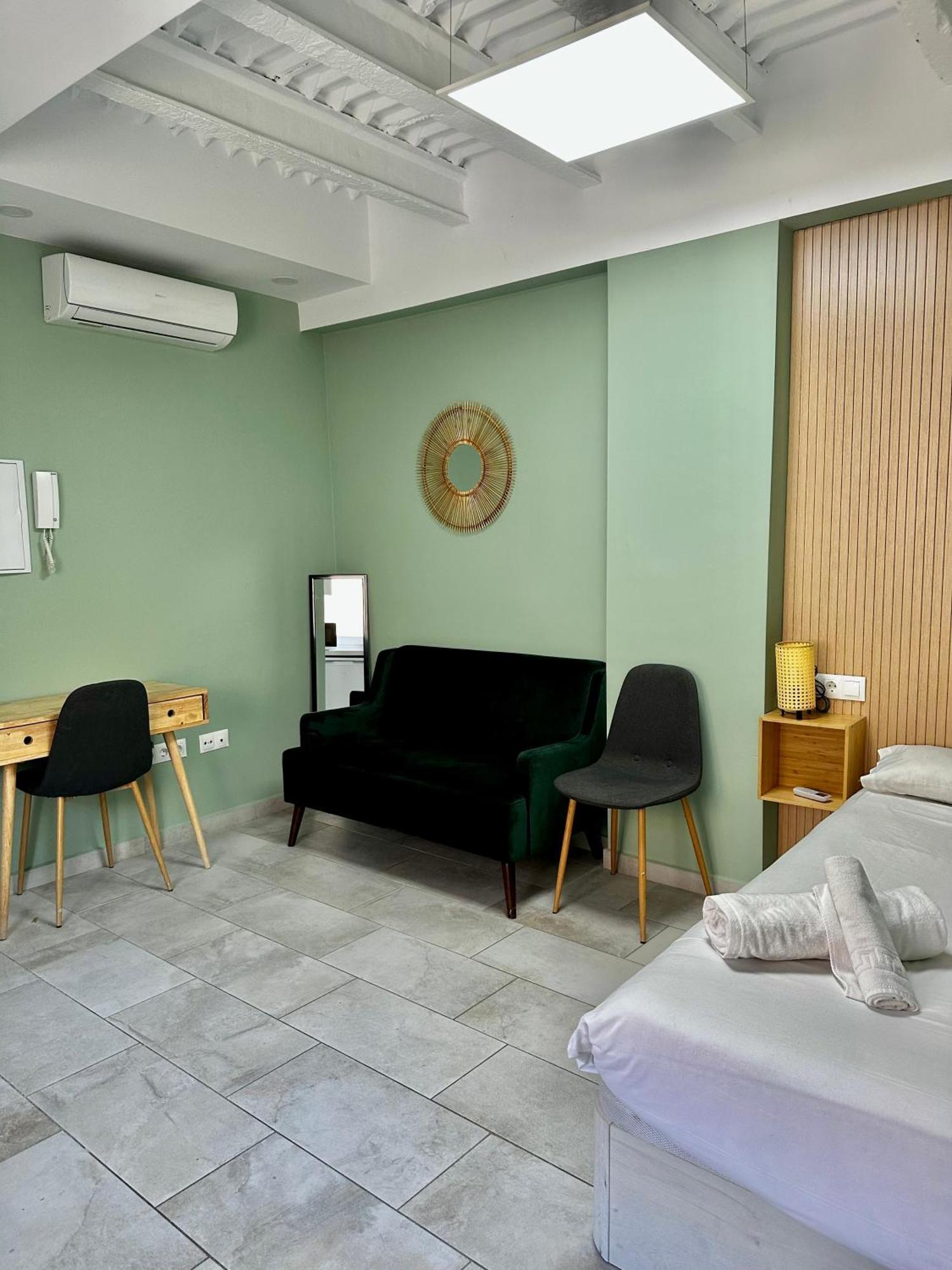 Lovely Studio Apartment Malaga Málaga Exterior foto